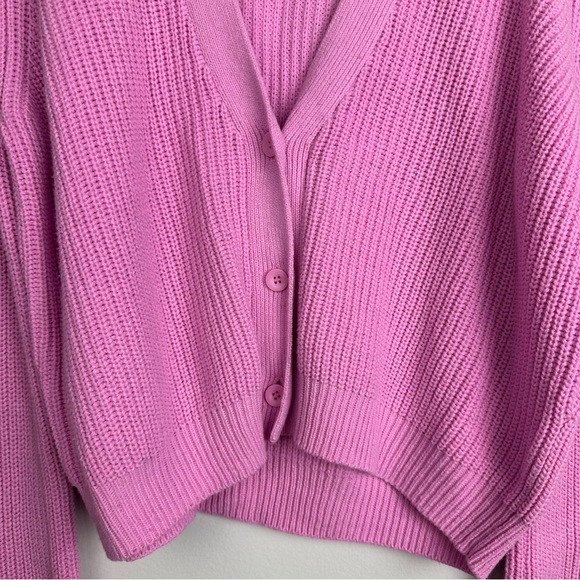 Melrose and Market Button-Up Cropped Knit Cardigan Size Medium - Picture 4 of 9